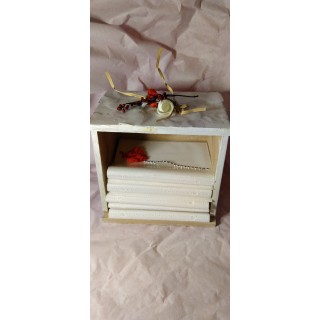 Une boite a fleurs pour sublimer votre interieur  Optez pour cette idee originale et design