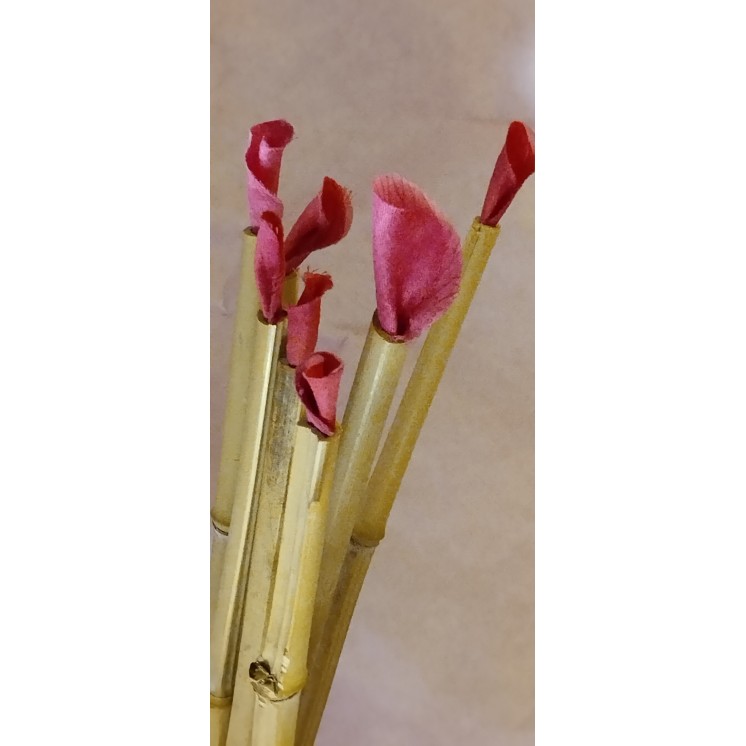 Decoration florale en bambou et fleurs artificielles   Be zen