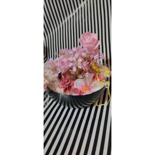 composition florale rose et blanche