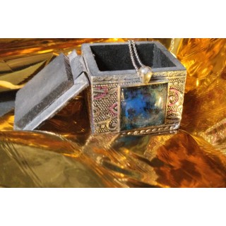Bijou en forme pendentif creation boutique